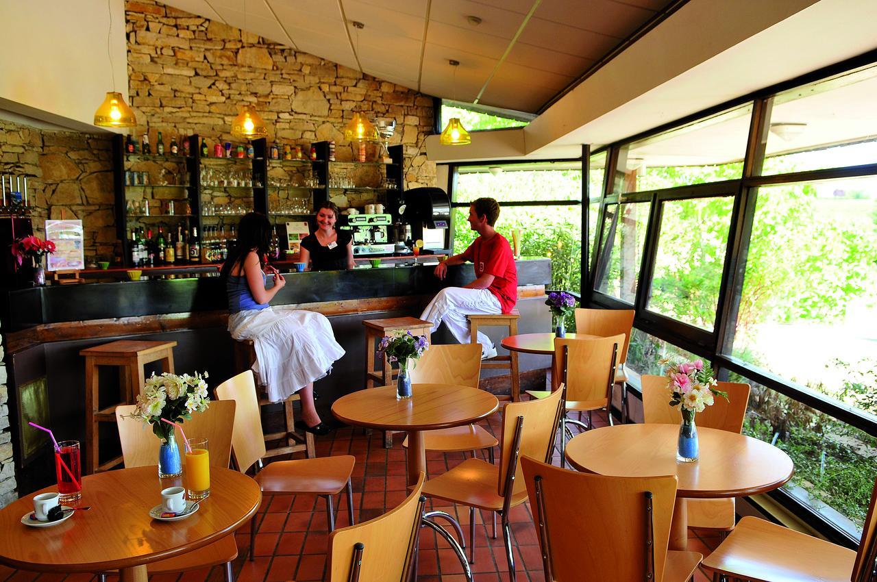 Vtf Le Domaine Du Peyrichoux Hotel Singleyrac Buitenkant foto