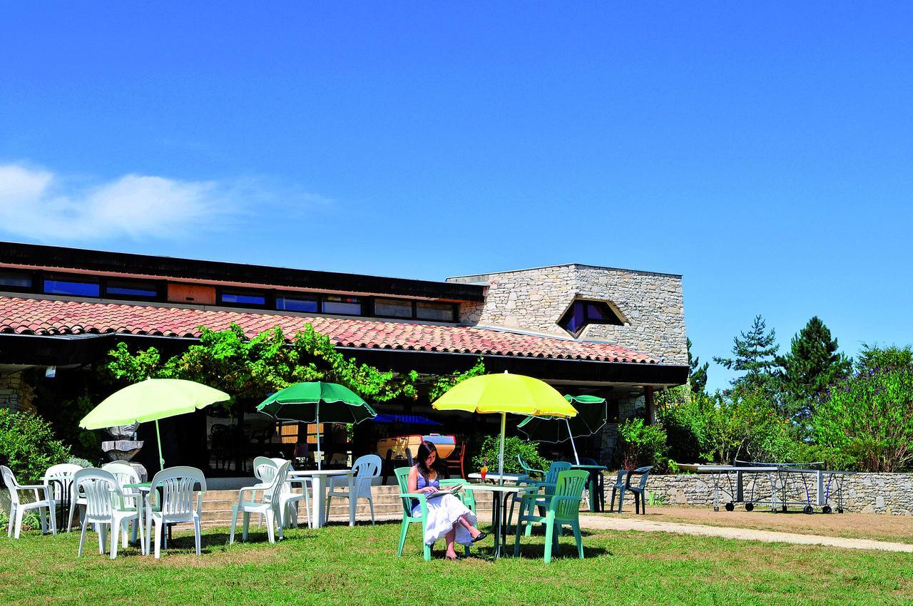 Vtf Le Domaine Du Peyrichoux Hotel Singleyrac Buitenkant foto